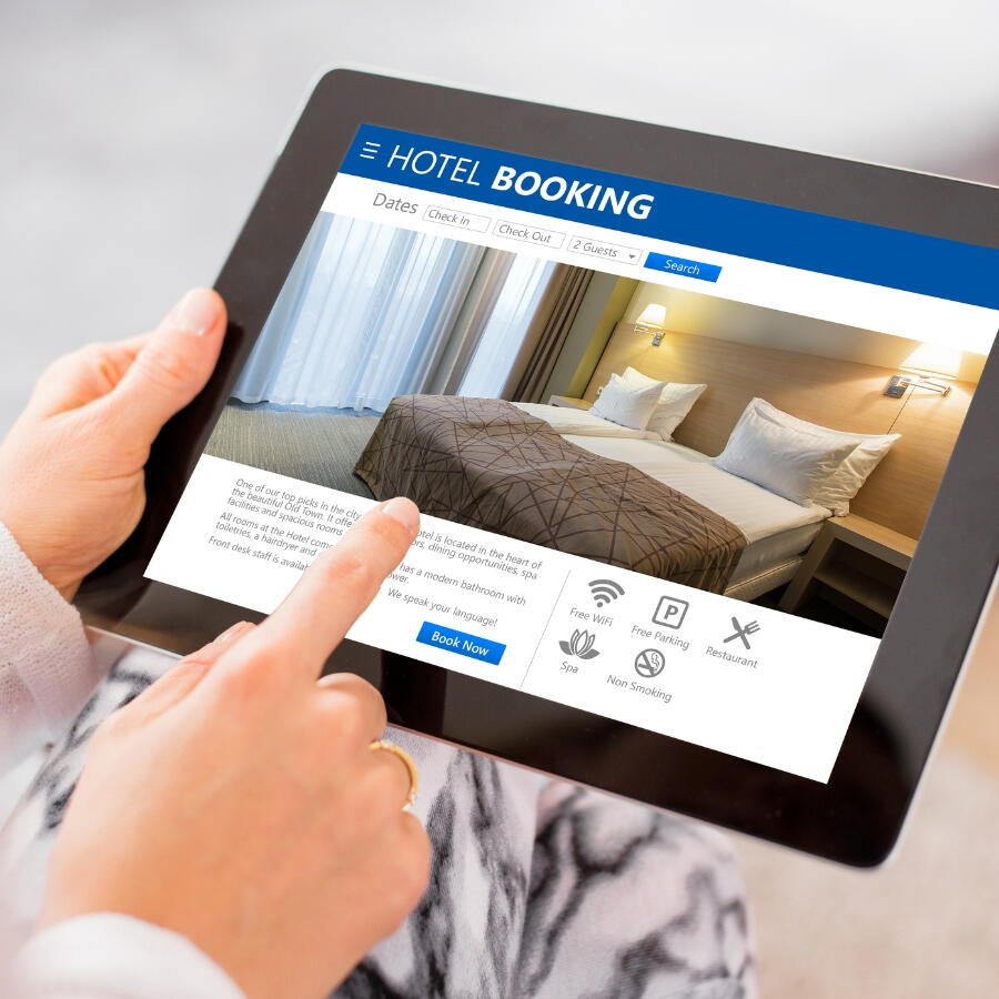 Pemesanan Hotel (Dalam & Luar Negeri)